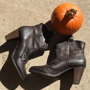 💥last chance💥Rodeo Booties Heeled Brown